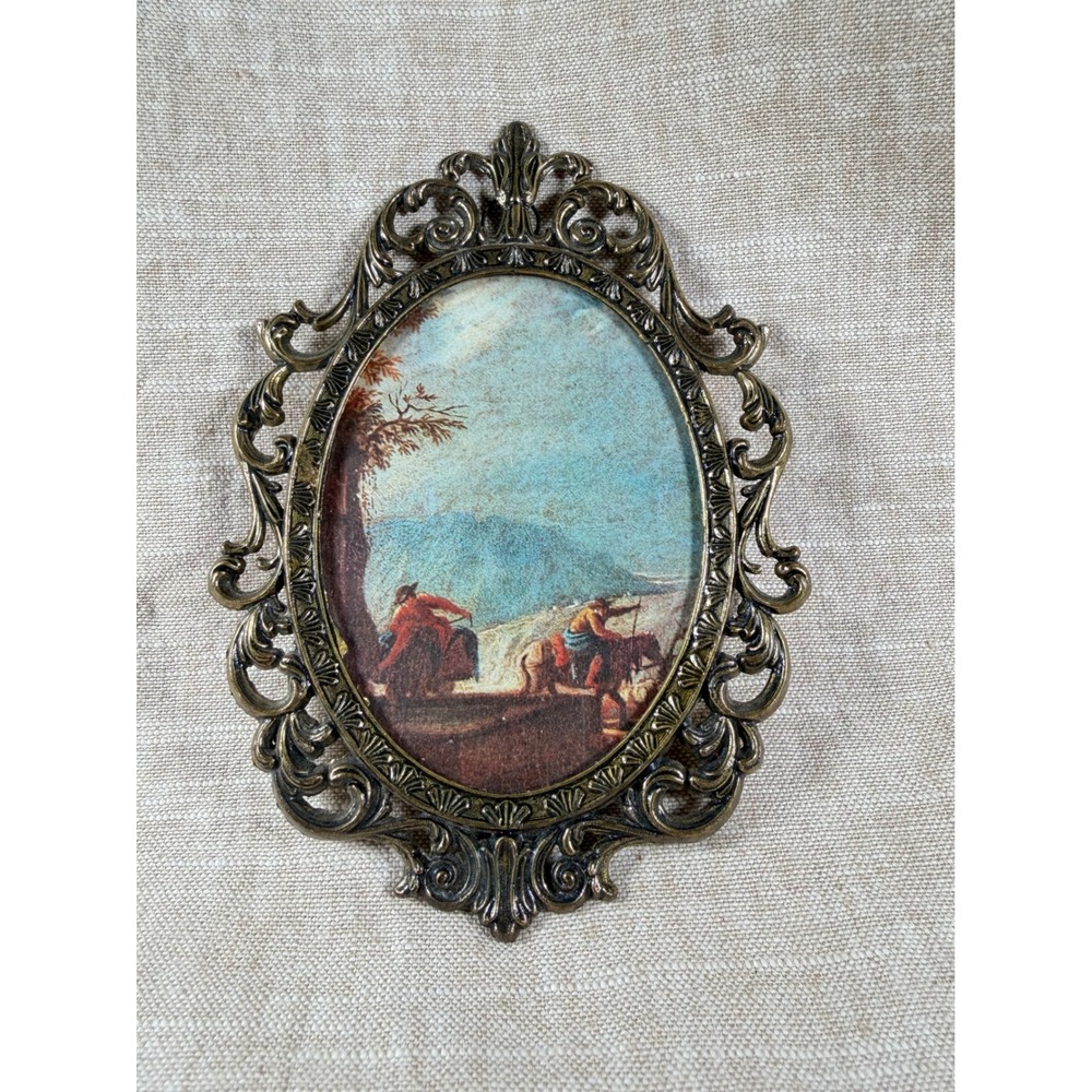 Vintage Italian Florentine Style Oval Wall Plaque Framed Art Decor